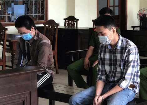 Chém nhầm người, 2 bị cáo hầu tòa