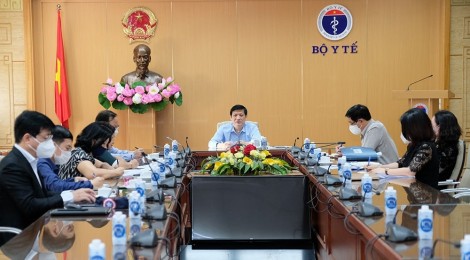 Tháng 11 bắt đầu tiêm vaccine Pfizer cho trẻ em từ 16-17 tuổi