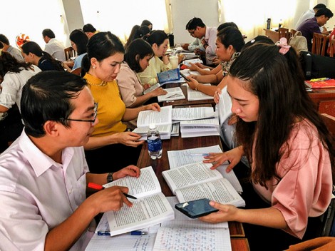 Viên chức có chứng chỉ hành nghề được sử dụng thay thế chứng chỉ chương trình bồi dưỡng theo tiêu chuẩn chức danh nghề nghiệp