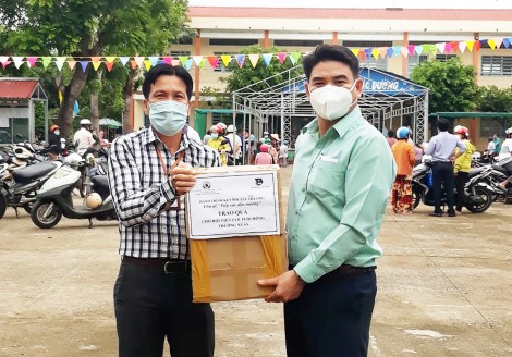 Chăm lo trẻ em có hoàn cảnh đặc biệt