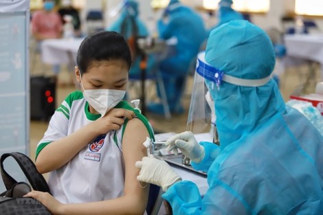 Bộ Y tế hướng dẫn tiêm vaccine phòng COVID-19 cho trẻ em