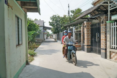 Đoàn kết xây dựng quê hương