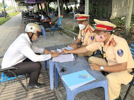 Tập trung kiểm tra, xử phạt nghiêm các vi phạm về trật tự an toàn giao thông