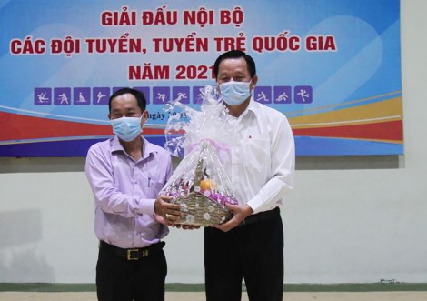 Trung tâm Huấn luyện Thể thao quốc gia Cần Thơ tri ân thầy cô giáo, HLV