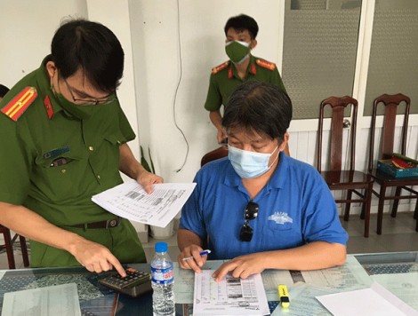 Khởi tố, tạm giam giám đốc công ty bảo hiểm tham ô tài sản