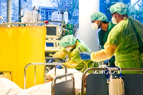 Tiêm vaccine hay là chết!