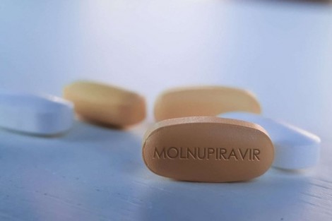 2 công ty dược nước ngoài đồng ý nhượng quyền sản xuất thuốc điều trị COVID-19