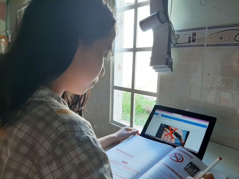 Học sinh được học về tác hại của thuốc lá
