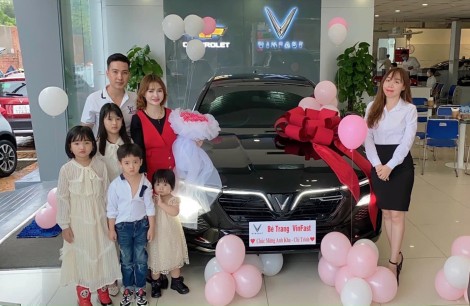 Lệ phí trước bạ giảm 50%, đại lý kinh doanh ô tô hy vọng đắt hàng
