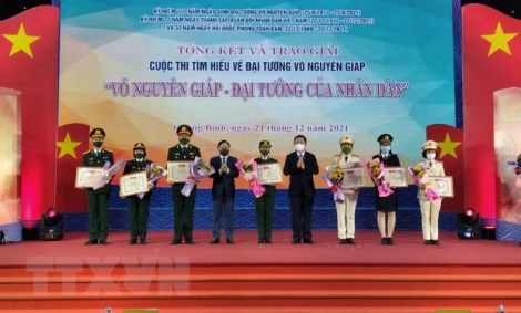 Trao giải cuộc thi "Võ Nguyên Giáp - Đại tướng của nhân dân"