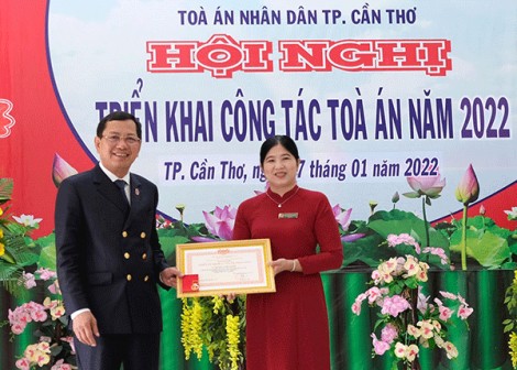 Quan tâm đào tạo đội ngũ cán bộ, nâng cao chất lượng xét xử