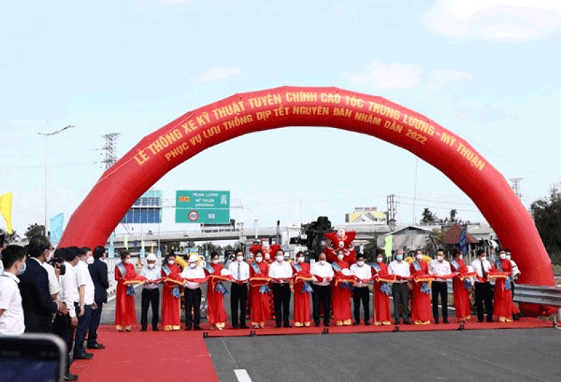 Thông xe kỹ thuật cao tốc Trung Lương - Mỹ Thuận