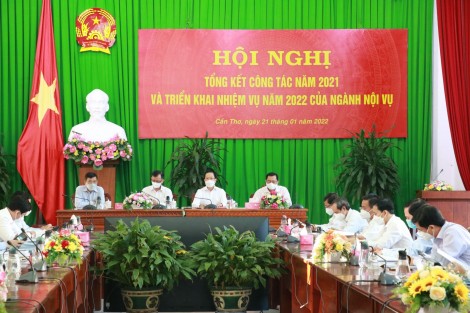 Tiếp tục triển khai các nghị quyết về đổi mới, sắp xếp tổ chức bộ máy hệ thống chính trị tinh gọn, hoạt động hiệu lực, hiệu quả