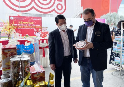 TP Cần Thơ khai mạc Phiên chợ hàng Việt năm 2022