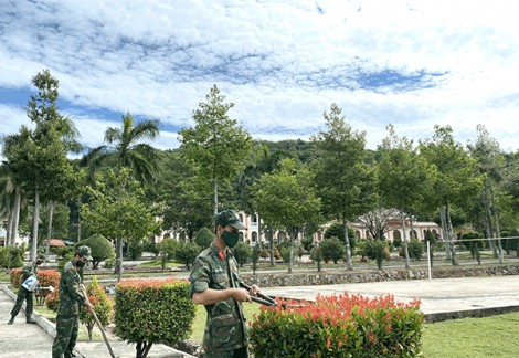 Tết ở đơn vị "lưng tựa núi, mặt đối biển"