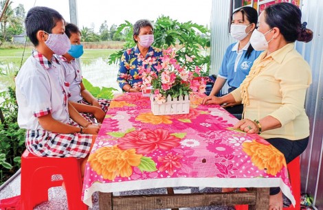 Làm cho dân quý, dân tin