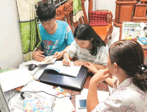 Cùng con khởi động việc học sau Tết