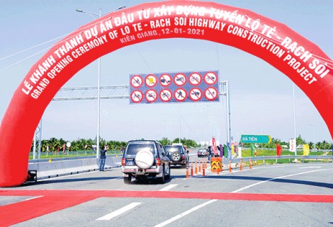 Ðẩy nhanh tiến độ thực hiện các dự án giao thông trọng điểm vùng ÐBSCL