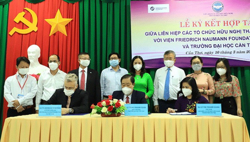 Tăng cường đối ngoại nhân dân, mở rộng hợp tác quốc tế với Đức