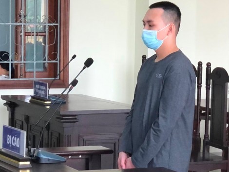 Tăng án bị cáo đánh bạn nhậu gãy hàm