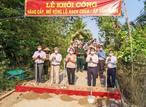 Phong Điền nỗ lực hoàn thiện hạ tầng giao thông