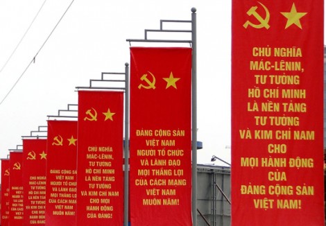 Phòng chống “tự diễn biến”, “tự chuyển hóa”: Chủ động, kiên quyết, nghiêm minh hơn nữa