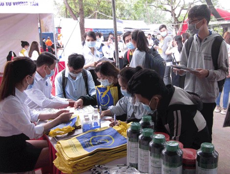 Gắn kết hoạt động giáo dục nghề nghiệp với doanh nghiệp, thị trường lao động