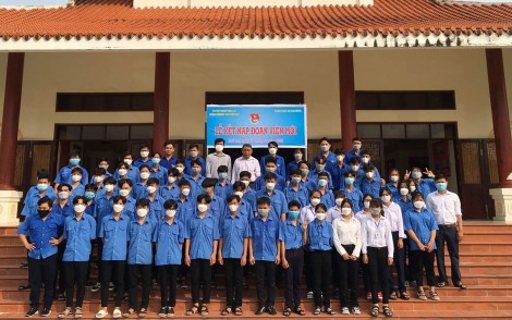 Gắn kết phong trào Đoàn với chất lượng đào tạo