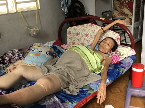Mong được cứu giúp để con có chỗ nương tựa