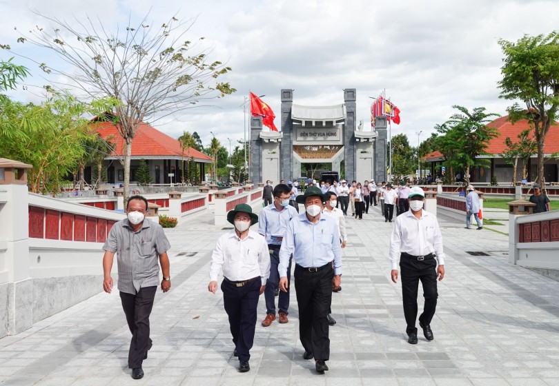 Sẵn sàng cho Lễ Khánh thành công trình Đền thờ Vua Hùng tại TP Cần Thơ