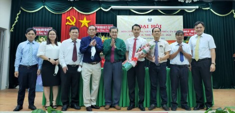 Ông Nguyễn Thanh Đình tái đắc cử Chủ tịch Hội Công chứng viên TP Cần Thơ