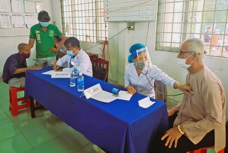 Chung tay chăm sóc sức khỏe cộng đồng