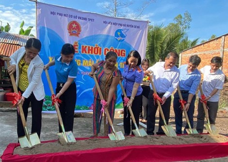 Cờ Ðỏ khởi công xây dựng Mái ấm tình thương