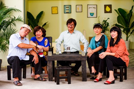 “Xóm già háp” và nỗi lòng của cha mẹ