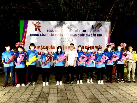 Họp mặt HLV, VĐV tham dự SEA Games 31