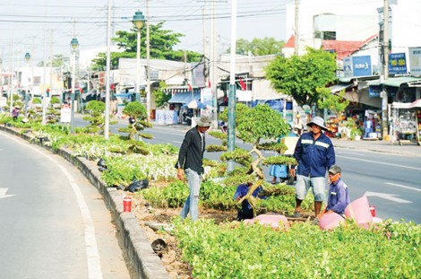 Chỉnh trang đô thị chào mừng những ngày lễ trọng