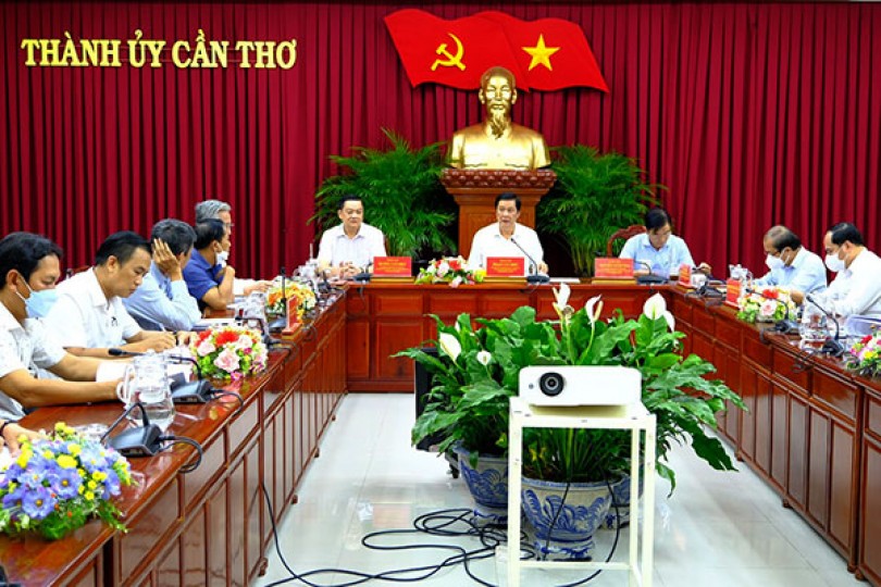 Ðẩy mạnh công tác quy hoạch, kế hoạch sử dụng đất và chuyển đổi số ngành Tài nguyên và Môi trường