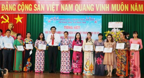 160 nhà giáo đạt “Giáo viên chủ nhiệm lớp giỏi” THCS cấp thành phố