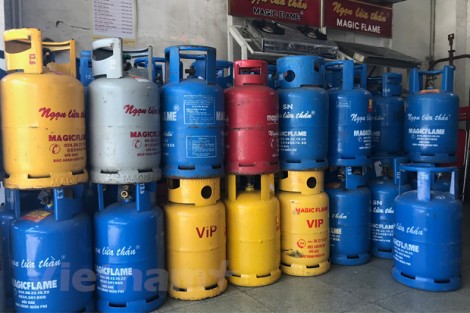 Giá gas đồng loạt giảm mạnh, người tiêu dùng "thở phào"