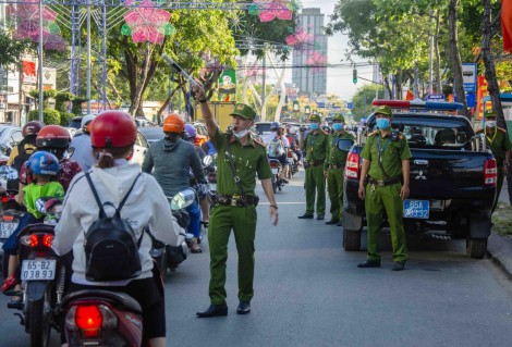 Kiểm tra bảo đảm trật tự đô thị, trật tự an toàn giao thông đường bộ
