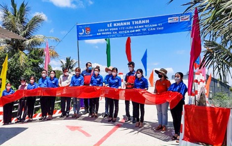 Xây dựng 100 cây cầu Hy Vọng