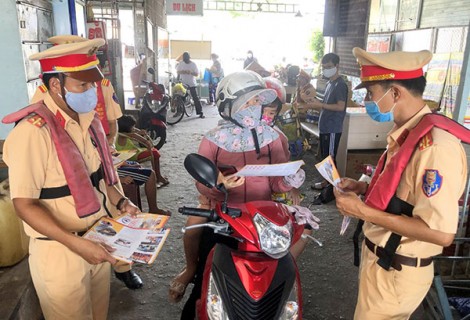 Kiểm tra việc đảm bảo an toàn giao thông đường thủy nội địa