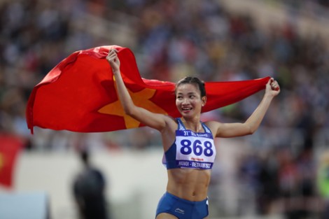 Cú hat-trick lịch sử của Nguyễn Thị Oanh