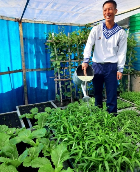 Vững vàng nơi đầu sóng