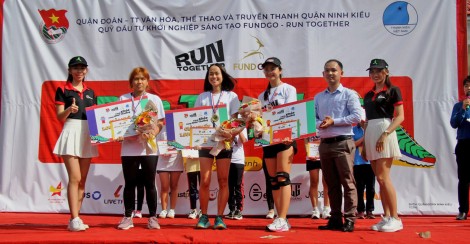 Khoảng 1.000 đoàn viên thanh niên tham gia giải chạy bộ Run Together