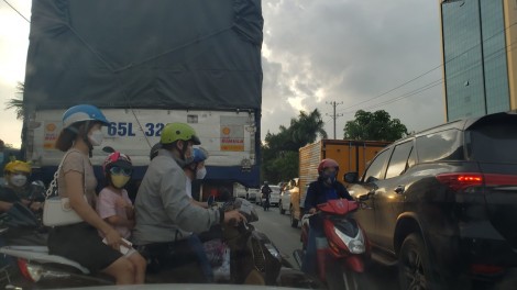 Đi đôi với an toàn giao thông là văn hóa giao thông