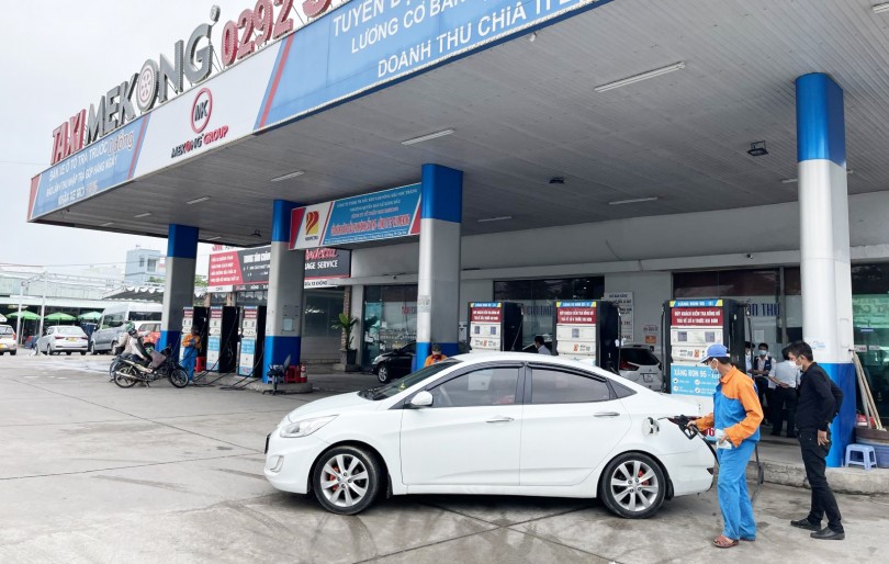 Linh hoạt giải pháp ổn định nguồn cung xăng dầu