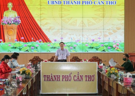 Tuyệt đối không để bất kỳ thí sinh nào phải bỏ thi vì gặp khó khăn về điều kiện kinh tế hoặc đi lại khi tham gia Kỳ thi tốt nghiệp THPT năm 2022