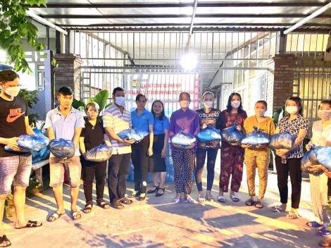 Ra mắt Tổ Tự quản khu nhà trọ công nhân