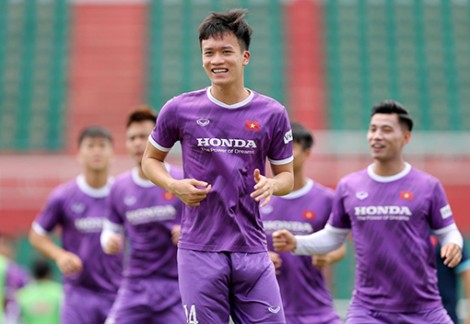 V.League không còn cảnh đá 4 lượt nghỉ 4 tháng